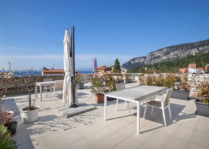 La Rocca Suite